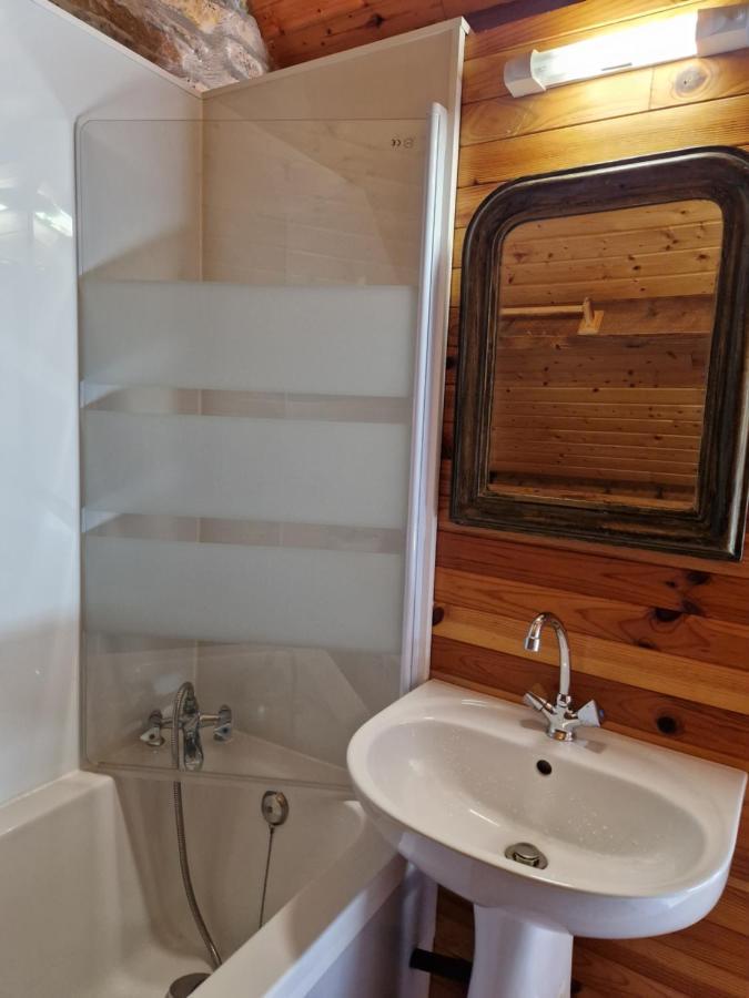 Maisonnette en Centre Bretagne Laniscat Extérieur photo