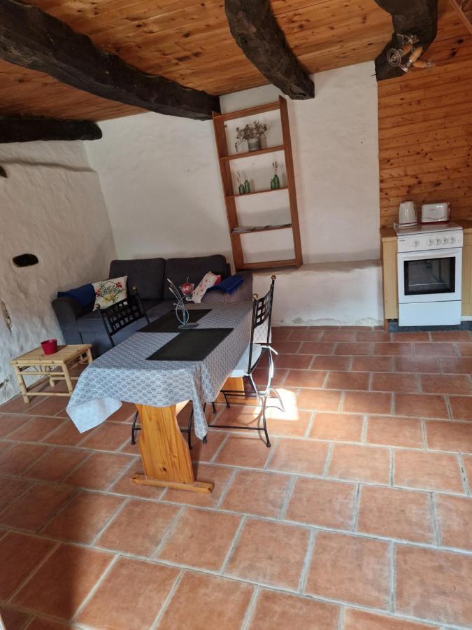 Maisonnette en Centre Bretagne Laniscat Extérieur photo