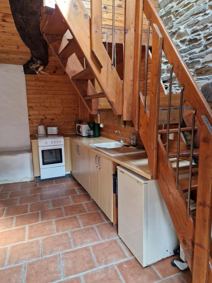 Maisonnette en Centre Bretagne Laniscat Extérieur photo